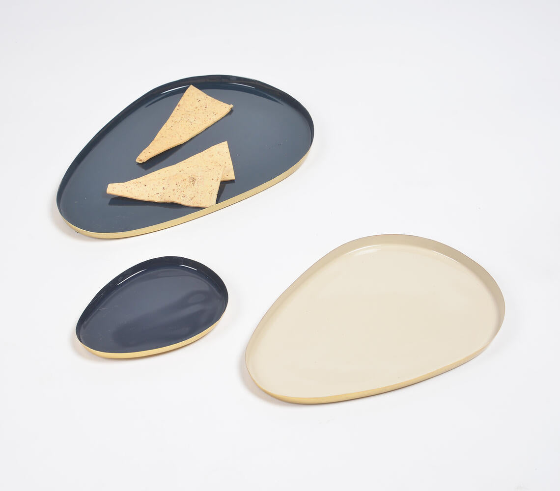 Enamelled Iron Egg-Shaped Snack Trays (set of 3)-0