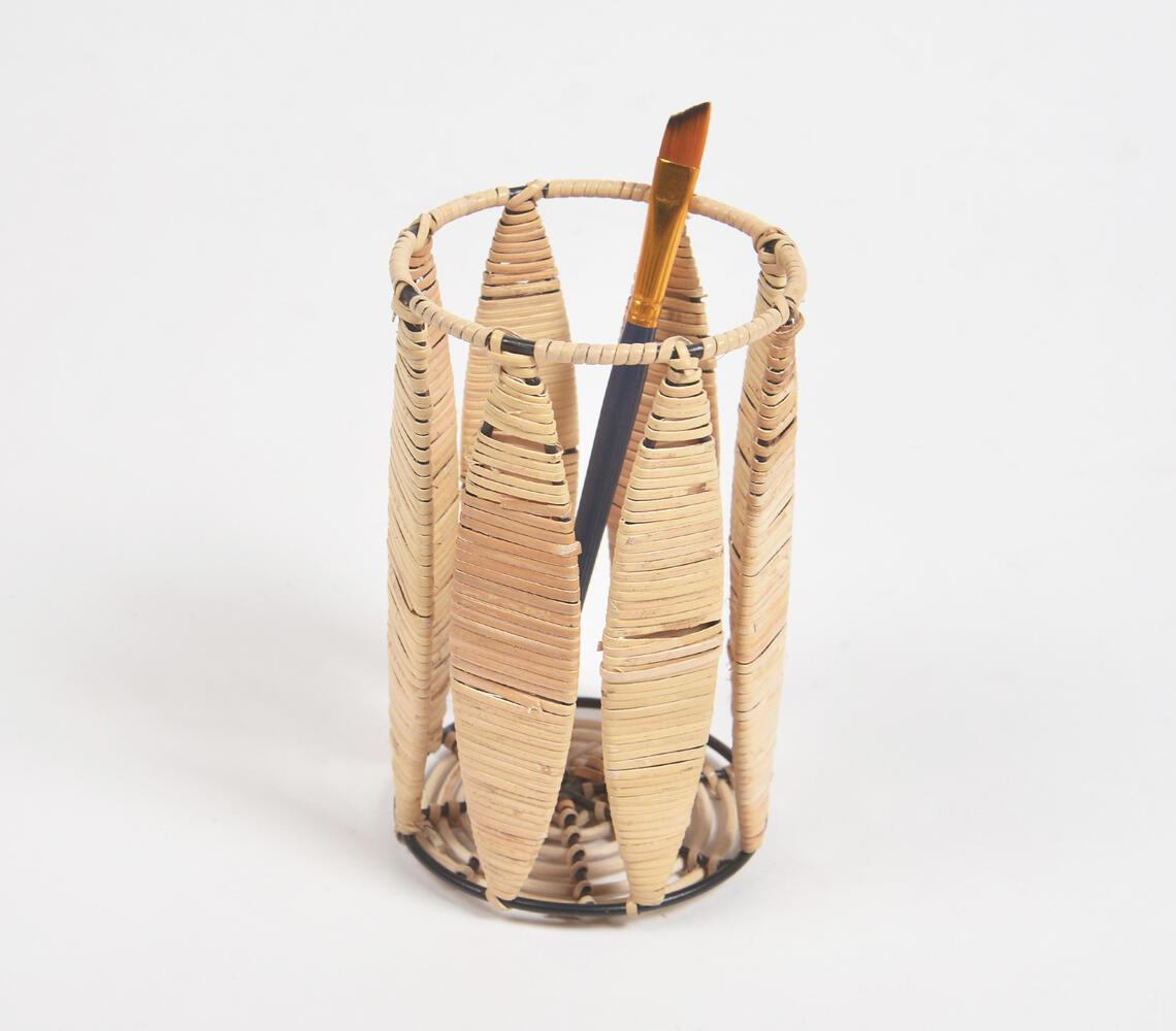 Cane & Iron Leaflets-Cylindrical Pen Stand-0