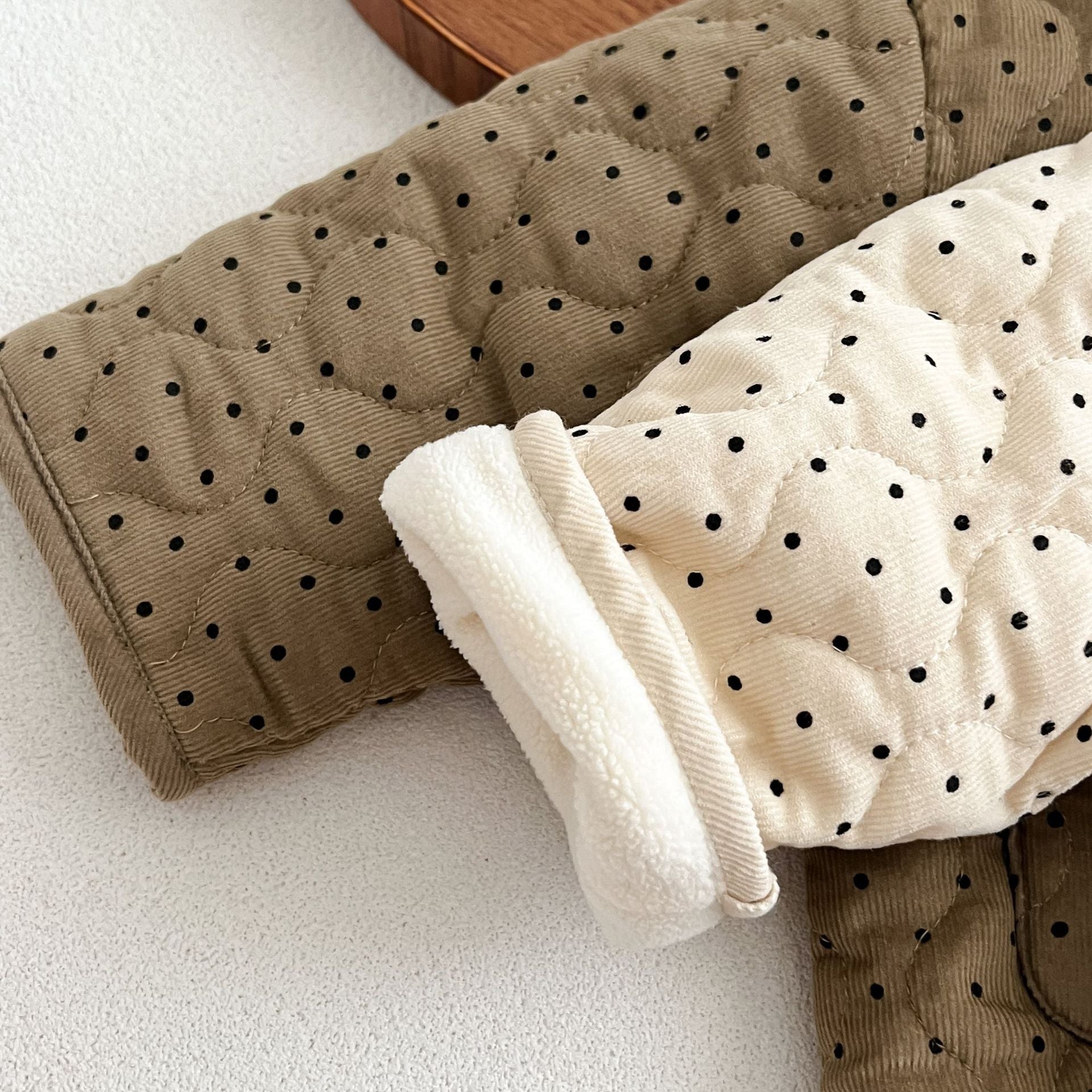Baby Dot Pattern Corduroy Fabric Quilted Warm Coat With Hat-11