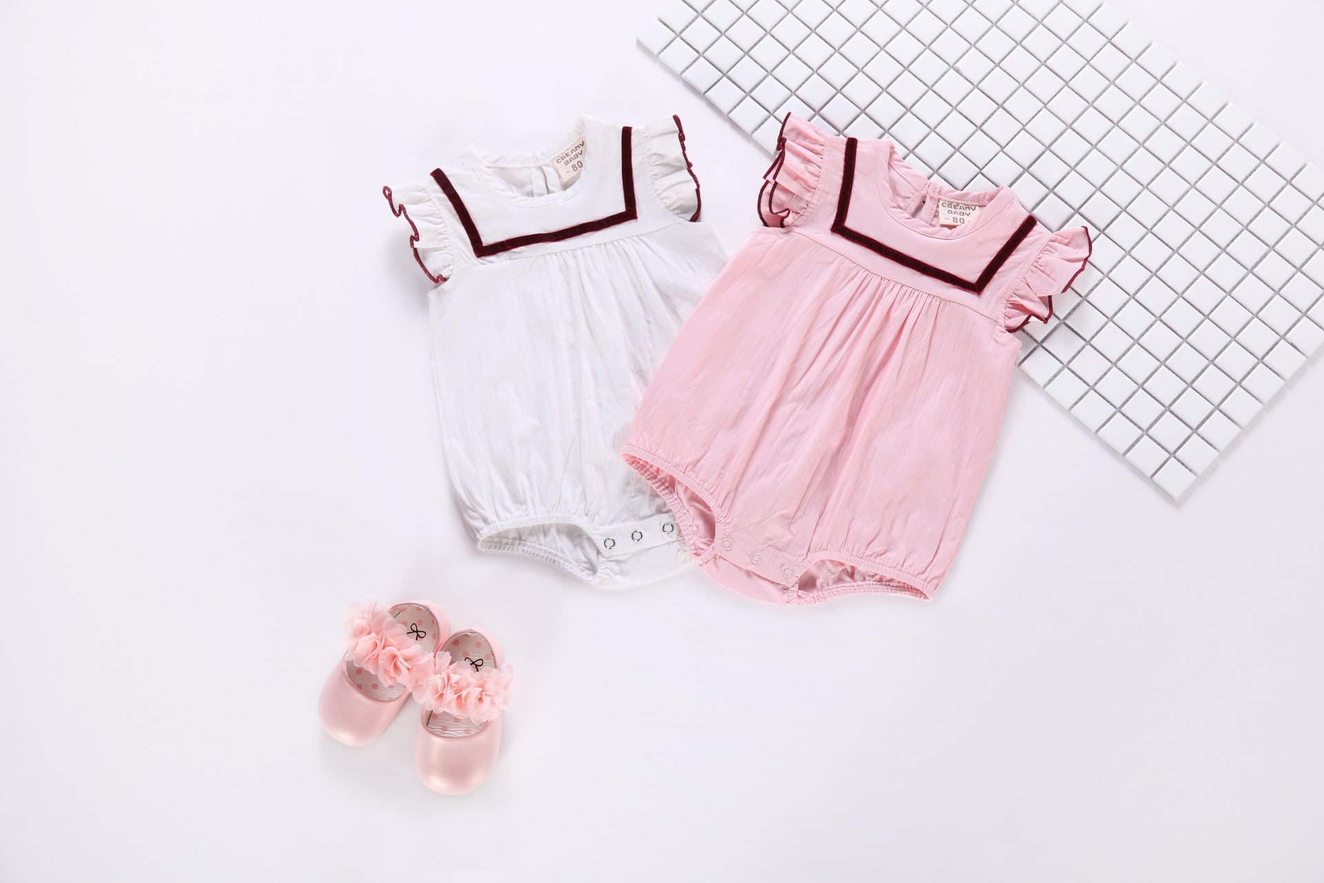 Baby 1pcs Contrast Tape Patched Frill Trim Sleeveless Onesies & Hat-0