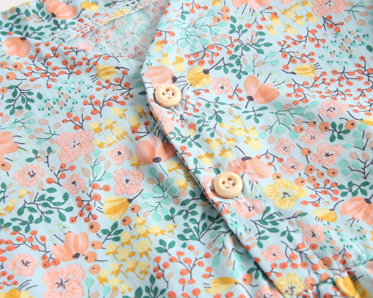 Baby Girls Floral Print V-Neck Buttoned Design Short-Sleeved Onesies-14