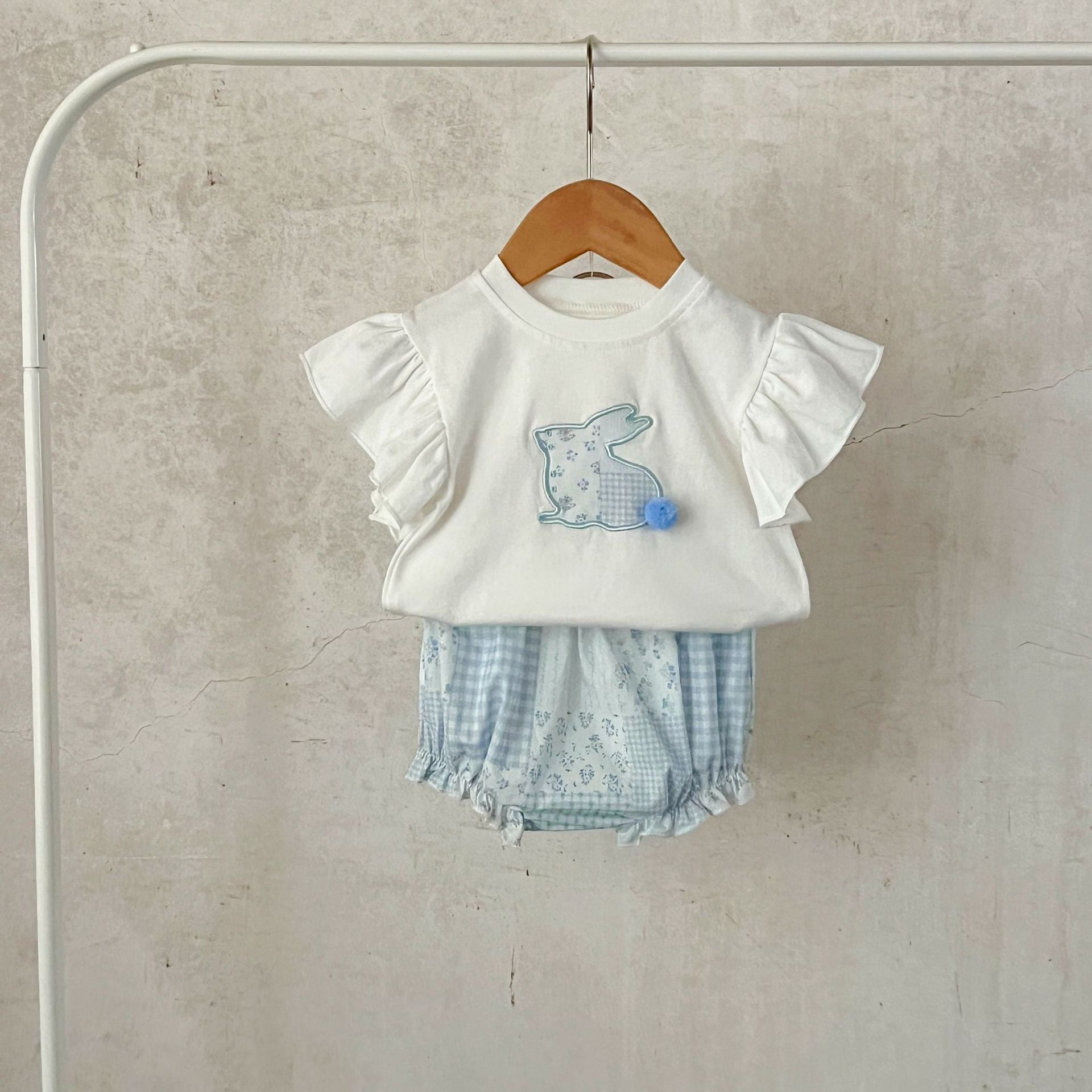 Summer New Arrival Baby Kids Girls Boutique Versatile Rabbit Pattern Fly Sleeves Top And Floral And Plaid Shorts, Clothing Set-1