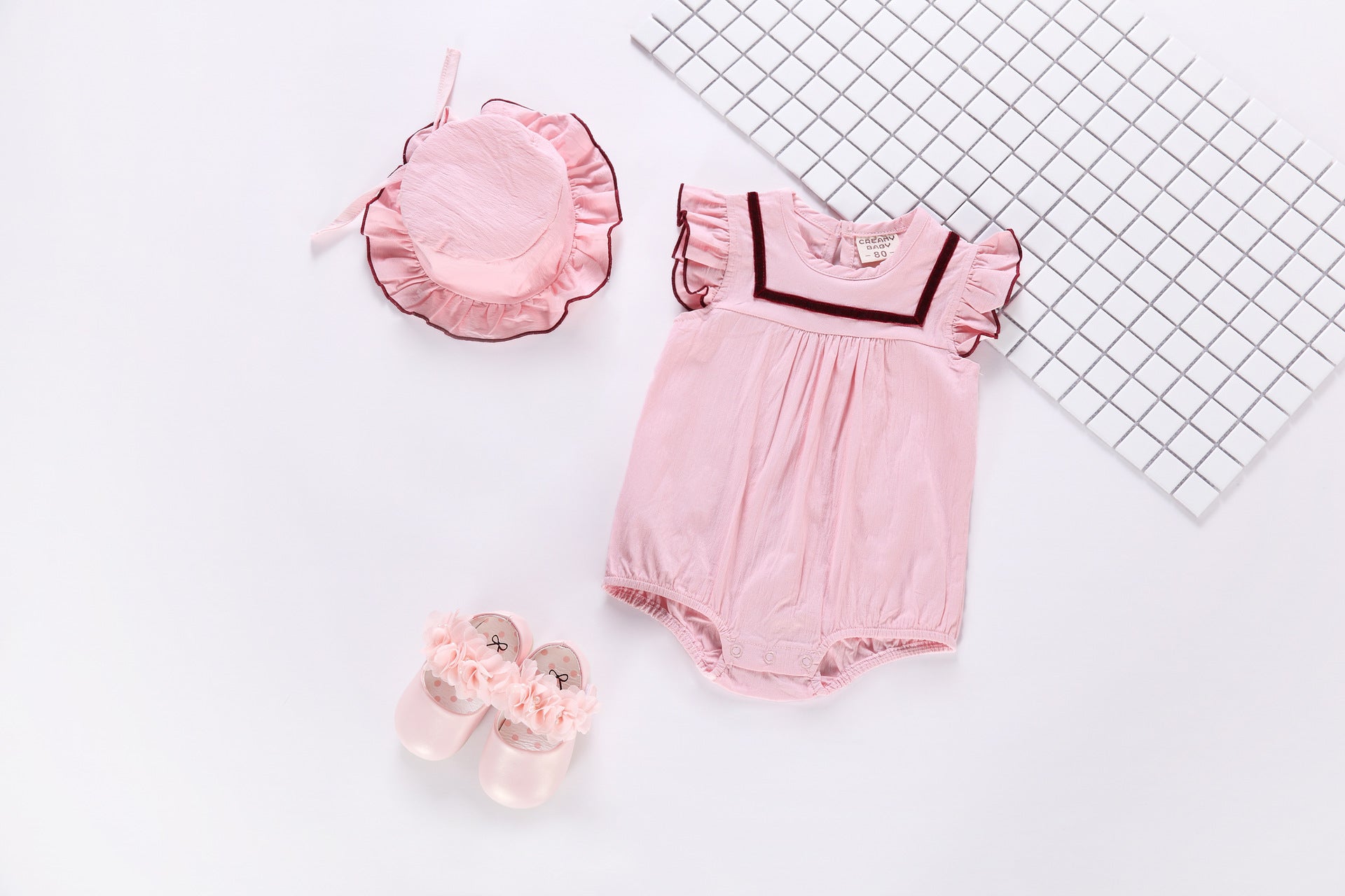 Baby 1pcs Contrast Tape Patched Frill Trim Sleeveless Onesies & Hat-2