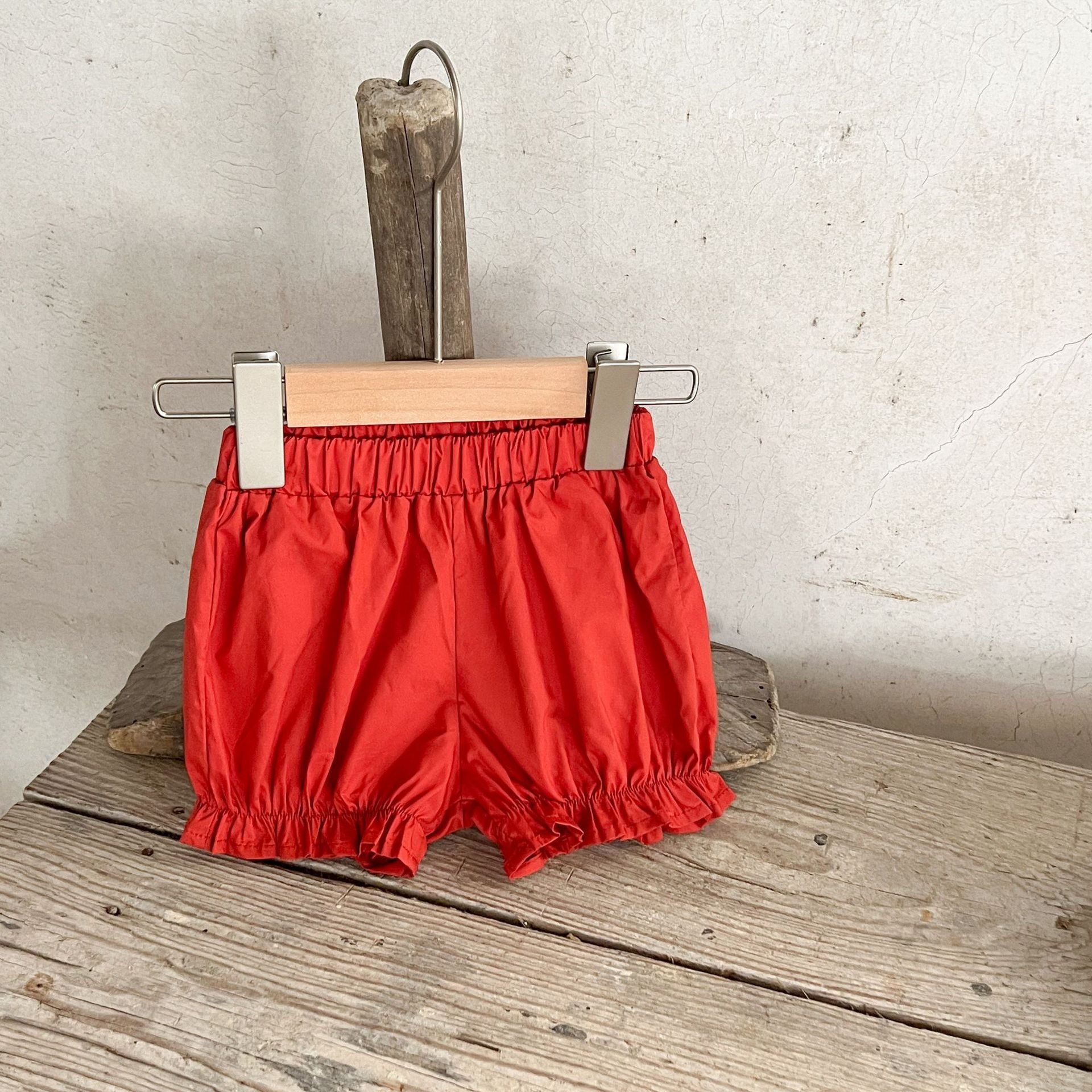 Summer Hot Selling Baby Girls Sleeveless Cherry Print Strap Top And Solid Color Bloomers Clothing Set-2