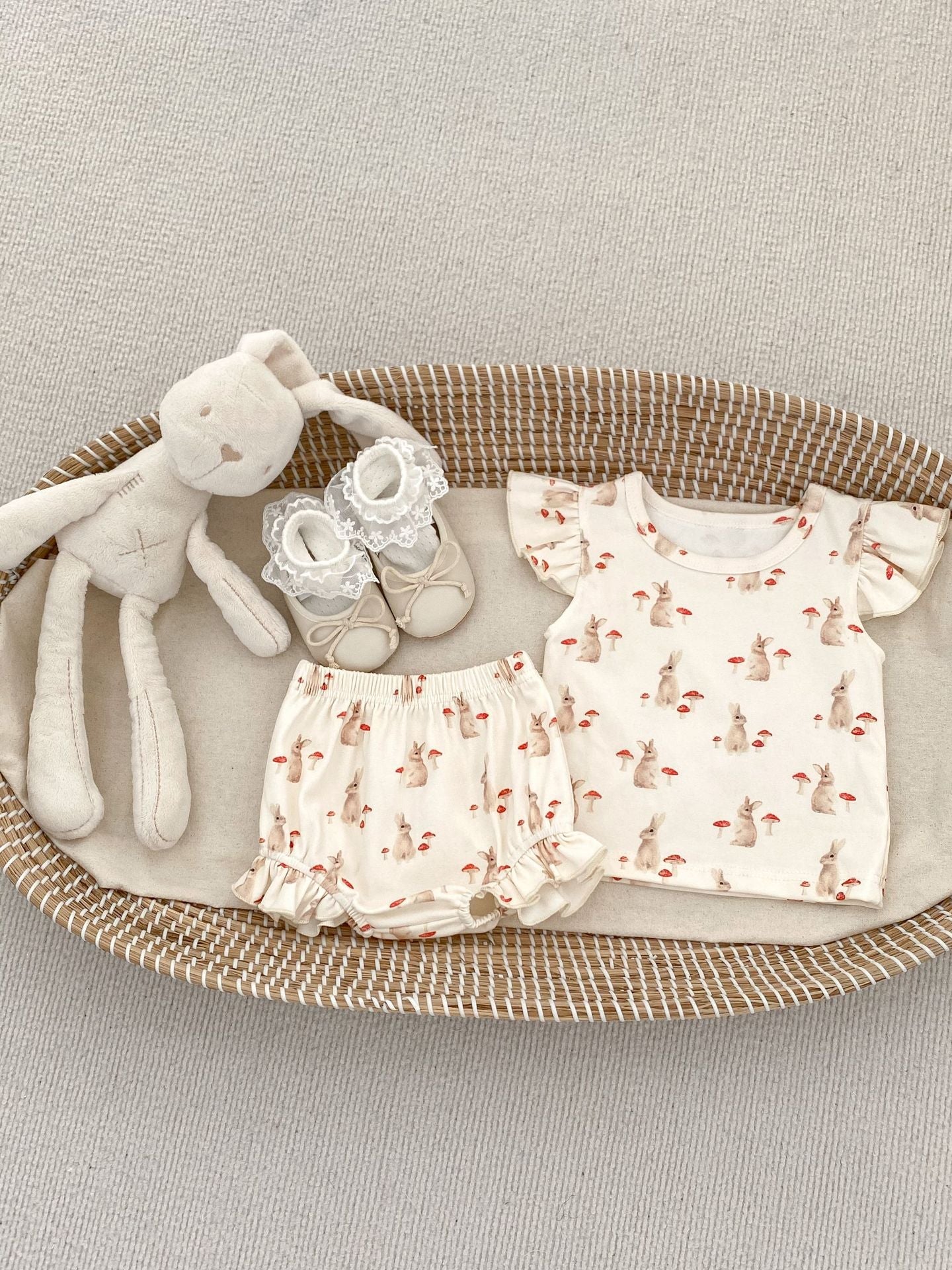 Summer Baby Kids Girls Various Pattern Fly Sleeves Top T-Shirt And Bloomers Clothing Set-3