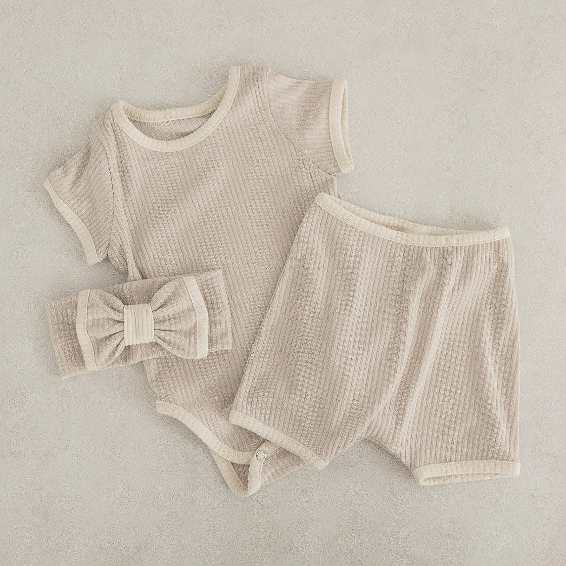 Baby Unisex Solid Color Comfy Cotton Onesies & Shorts Sets With Headband-4