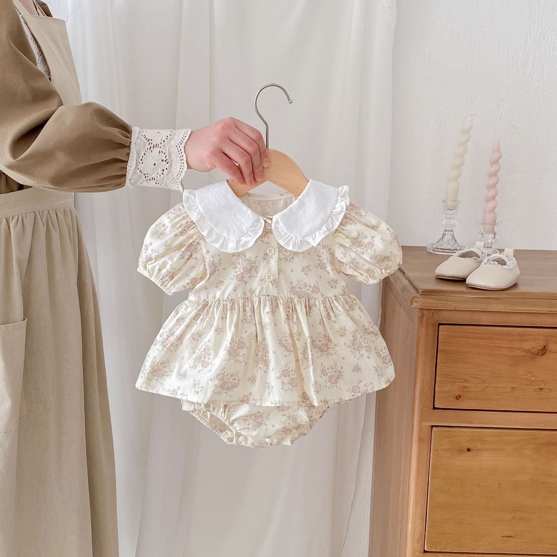 Summer New Arrival Baby Girls Short Sleeves Flowers Pattern Peter Pan Collar Onesies Dress-4