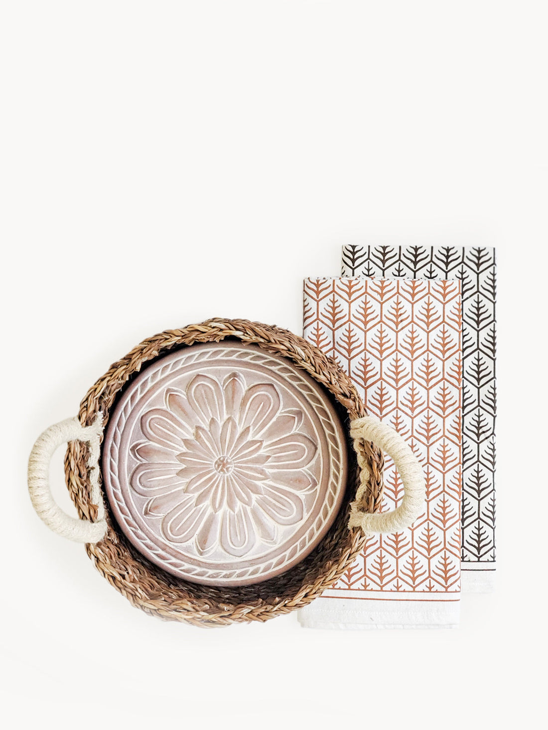 Bread Warmer &amp; Basket Gift Set with Tea Towel - Vintage Flower-0