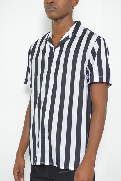 MENS SHORT SLEEVE STRIPED BUTTON DOWN PRINT SHIRT