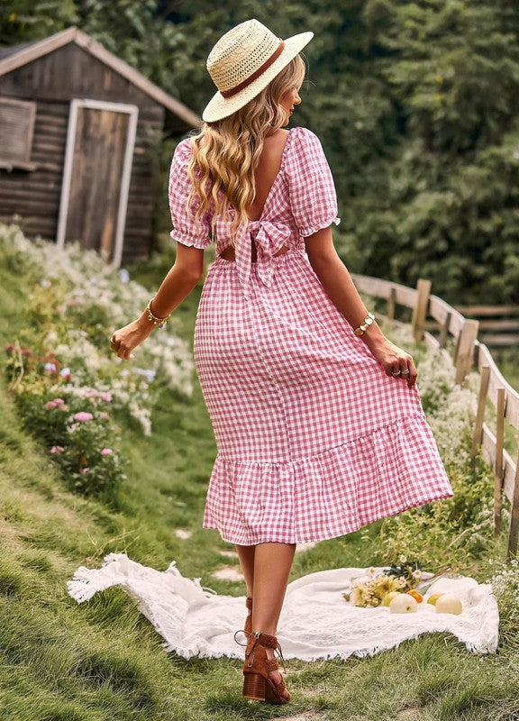 Gingham puff sleeve dress