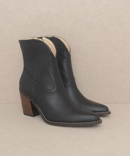 OASIS SOCIETY Harmony - Two Panel Western Booties