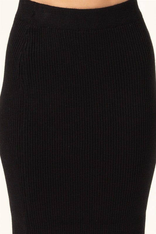 Fashionista High-Waist Ribbed Midi Skirt