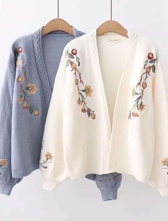 Floral knit cardigan