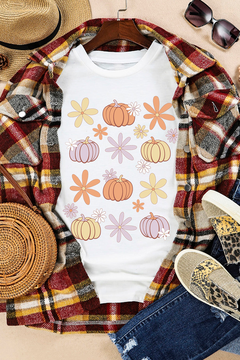 Pumpkin &amp; Flower Round Neck Short Sleeve T-Shirt