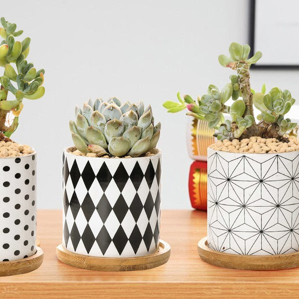 B&amp;W Planters Set of 3