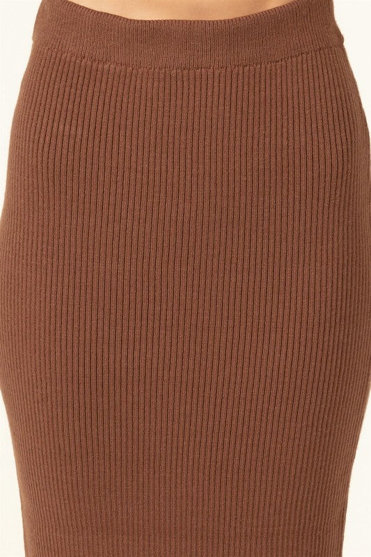 Fashionista High-Waist Ribbed Midi Skirt