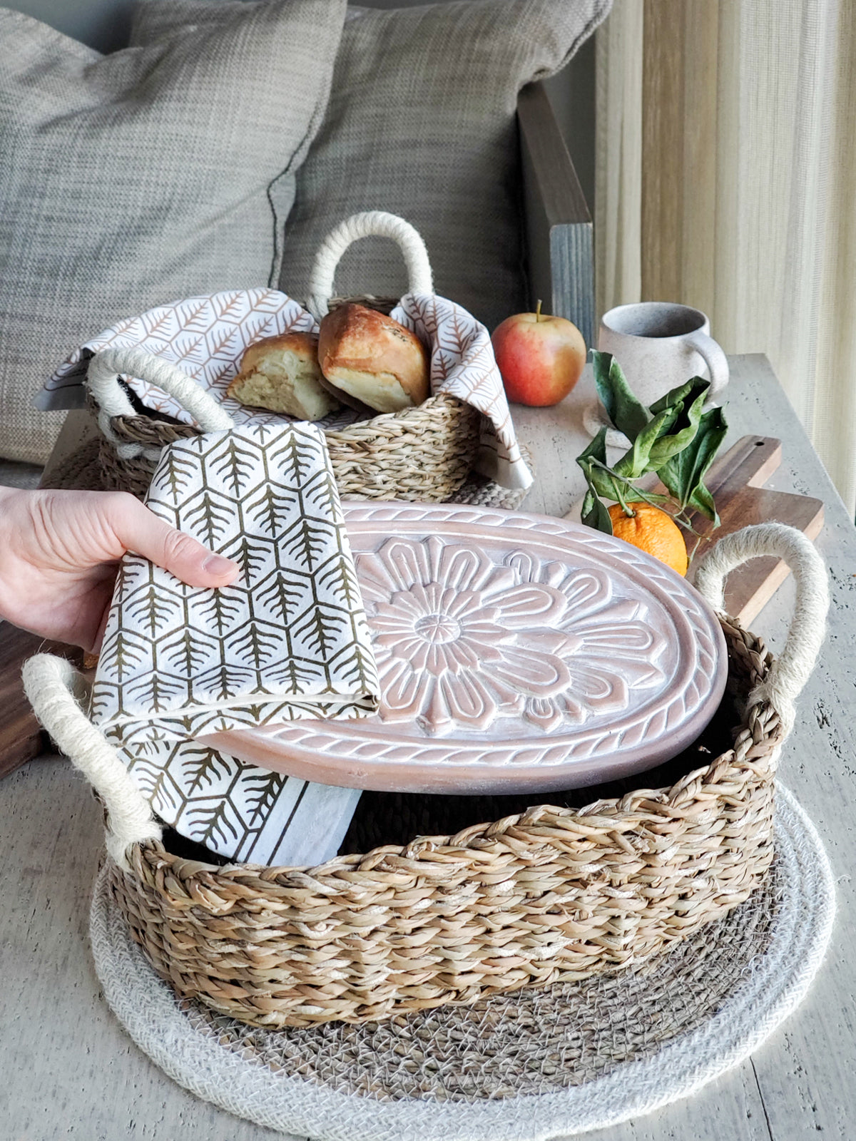 Bread Warmer &amp; Basket - Flower-1