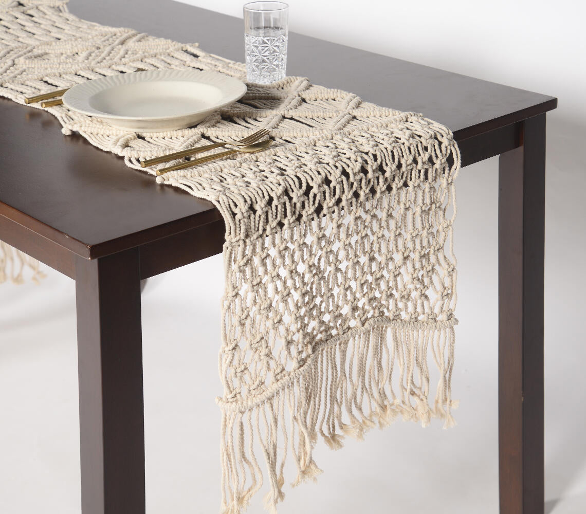 Macrame Table runner-0