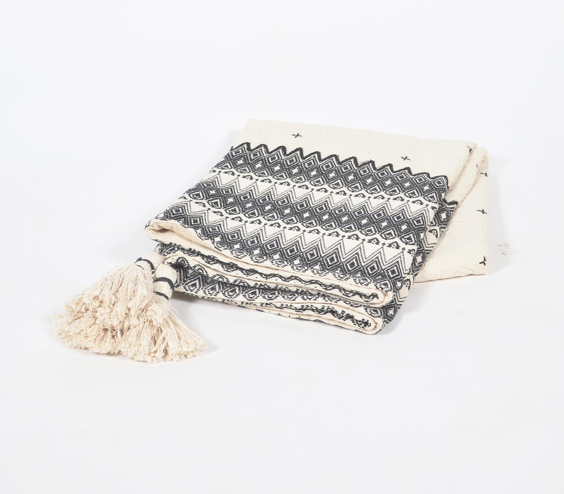 Handwoven Cotton Monochrome Geometric Tasseled Throw-1