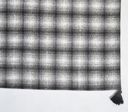 Handwoven Woolen Monochrome Tasseled Gingham Checks Throw-2