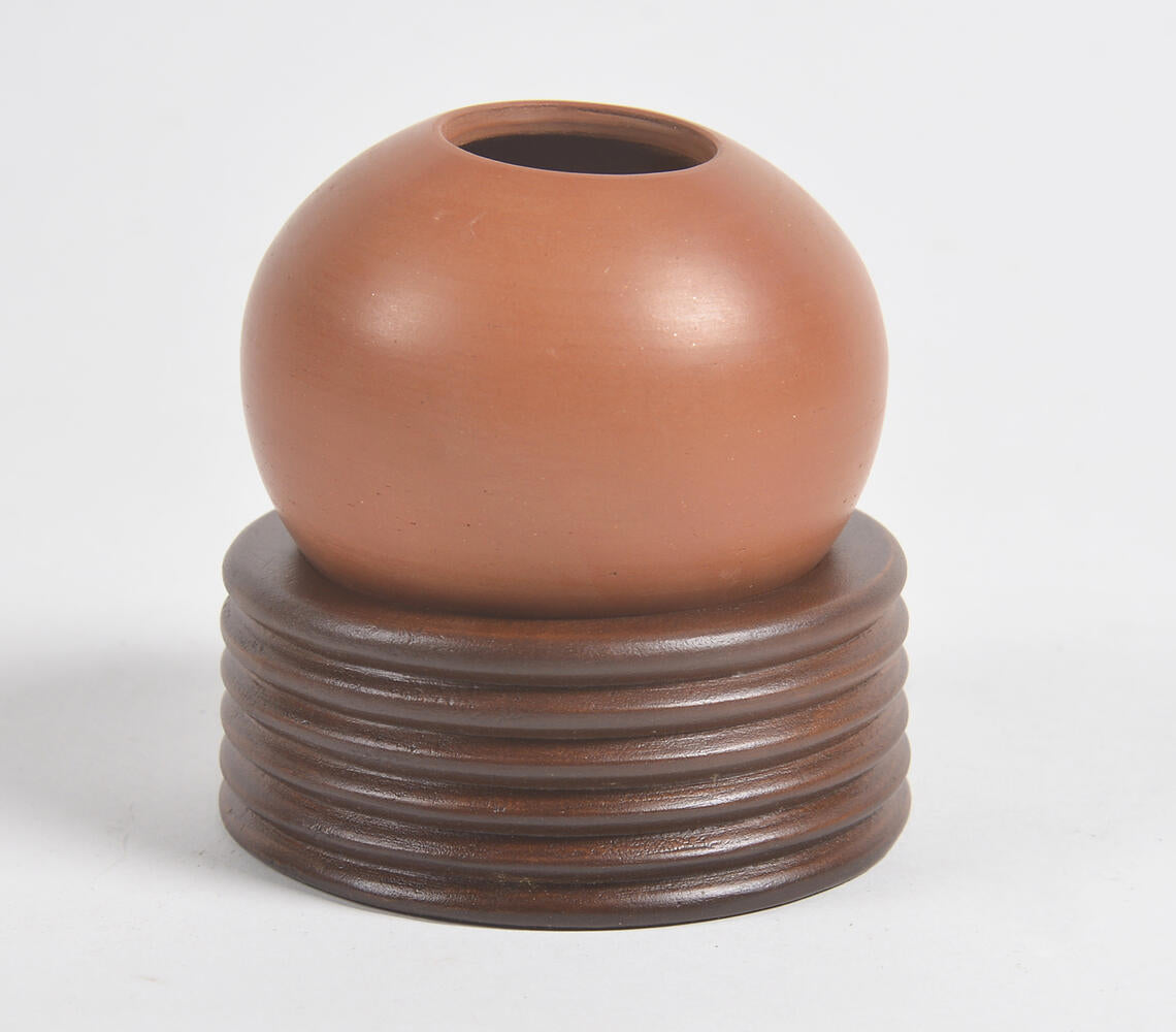 Ribbed Wooden &amp; Terracotta Spherical Desk Planter-1