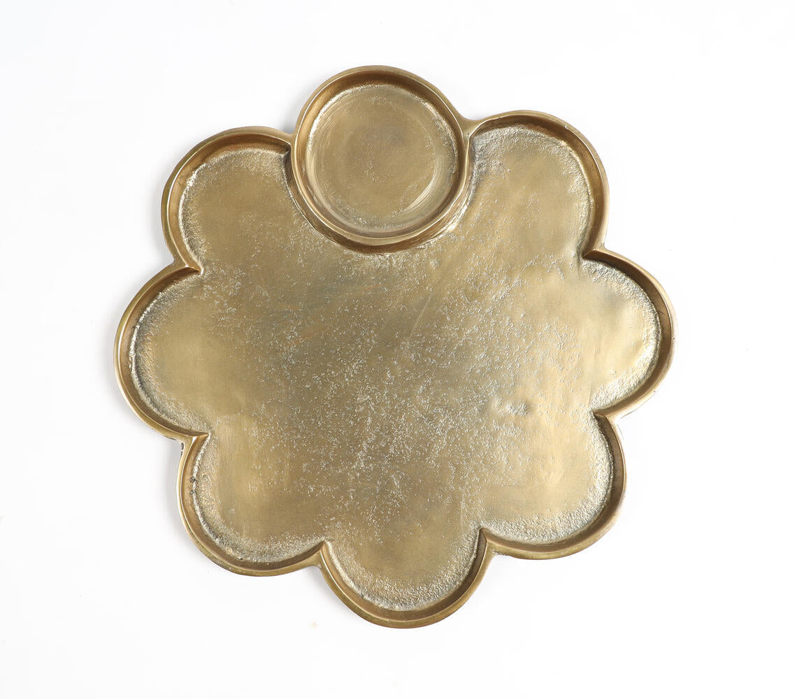 Sand Cast Gold-Toned Aluminium Flower Tray-3