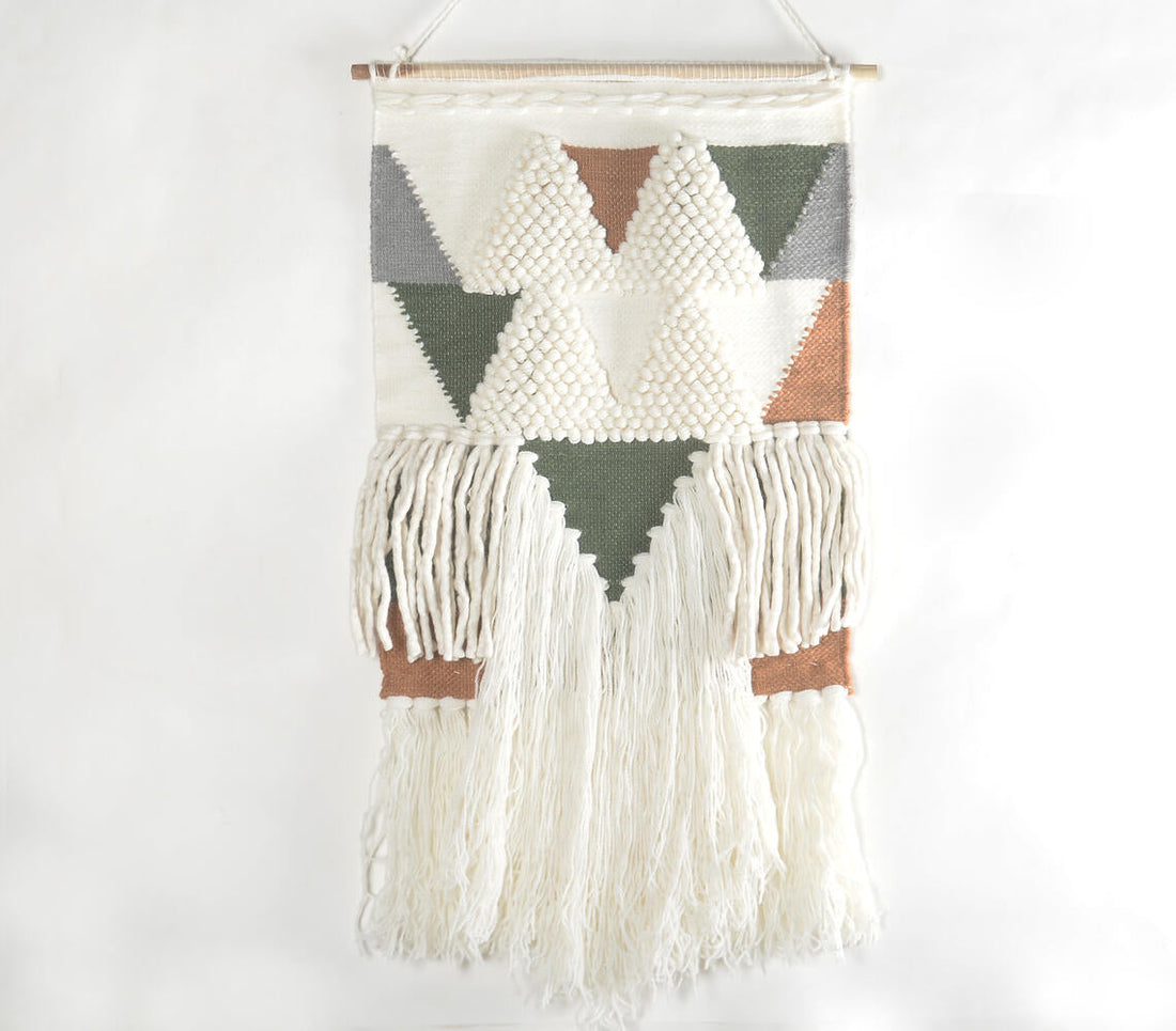 Handwoven &amp; Tufted Geometric Fringed Wall Hanging Q4-0