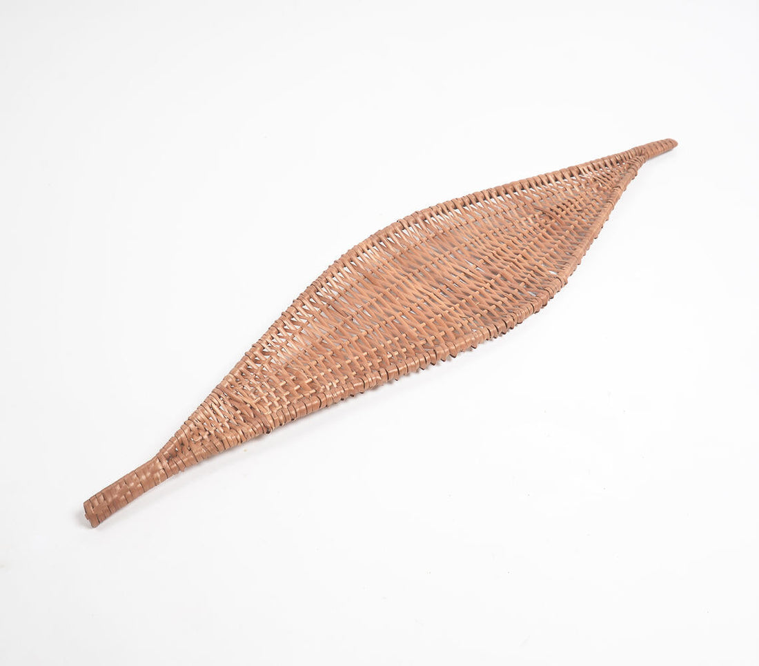 Woven Brown Boat-Shaped Wicker Platter-1