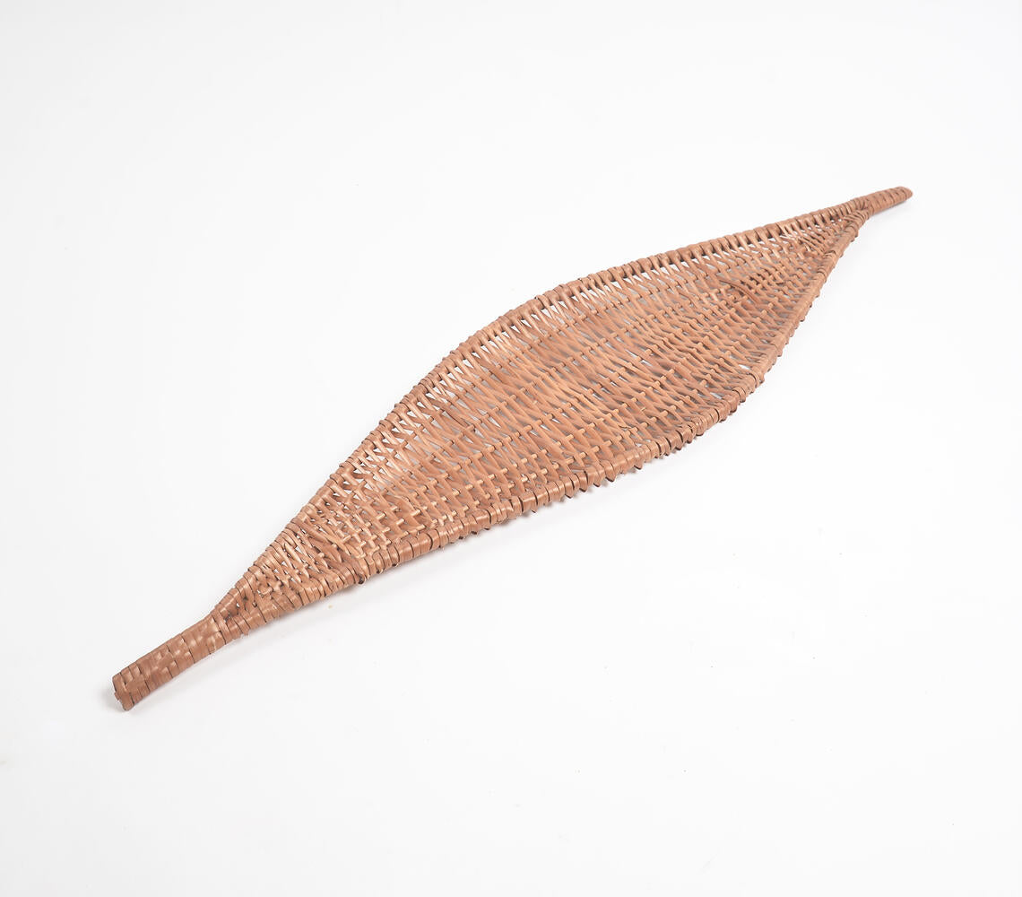 Woven Brown Boat-Shaped Wicker Platter-1