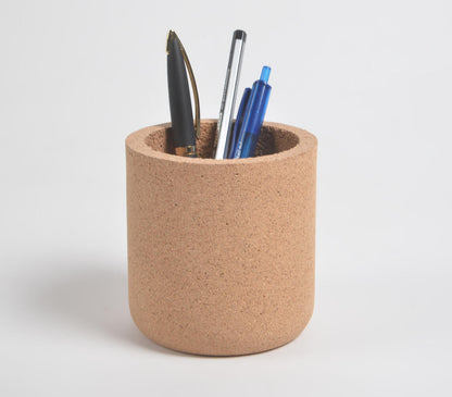 Minimal Cork Round Pen Holder-0