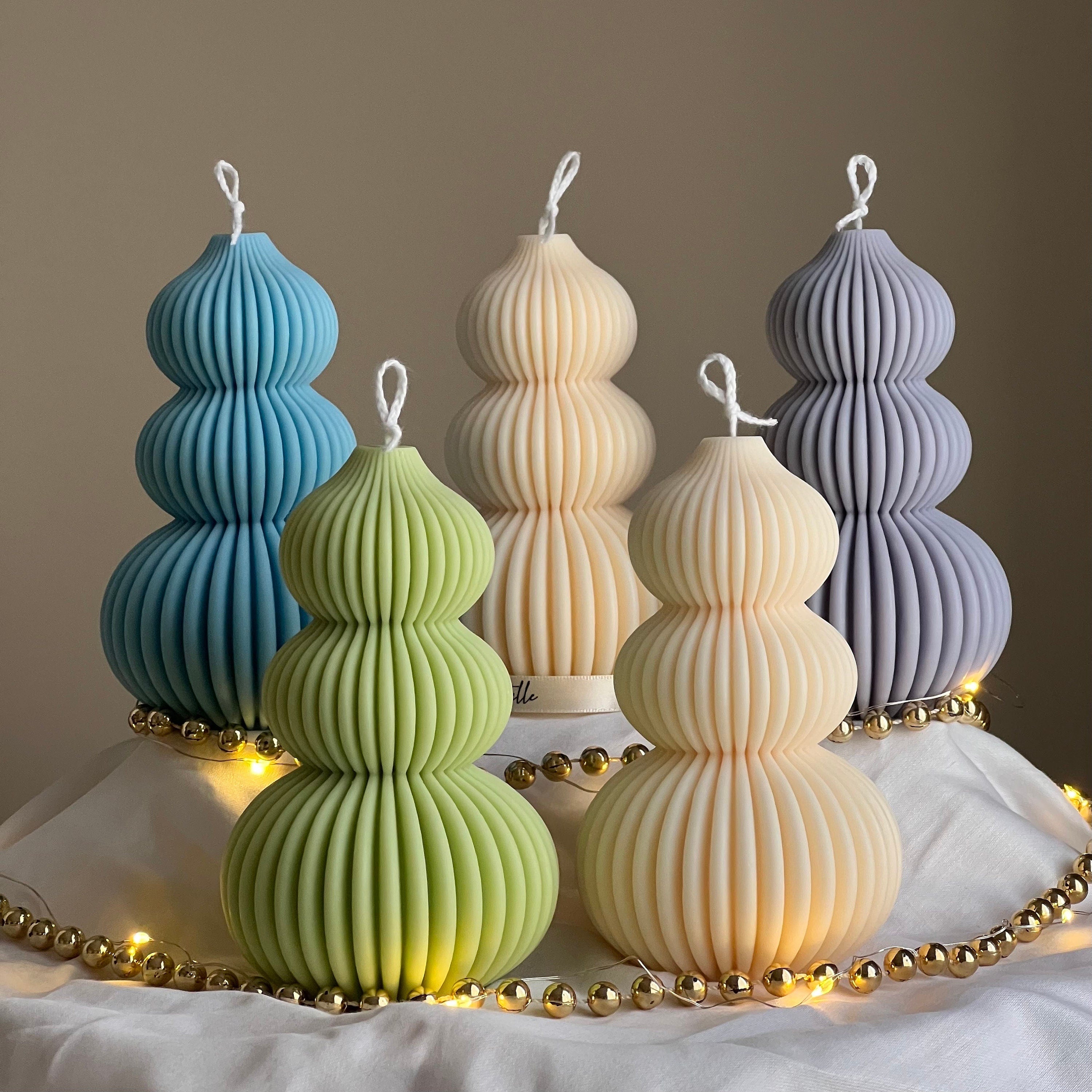 Wavy Ribbed Christmas Tree Candle-4