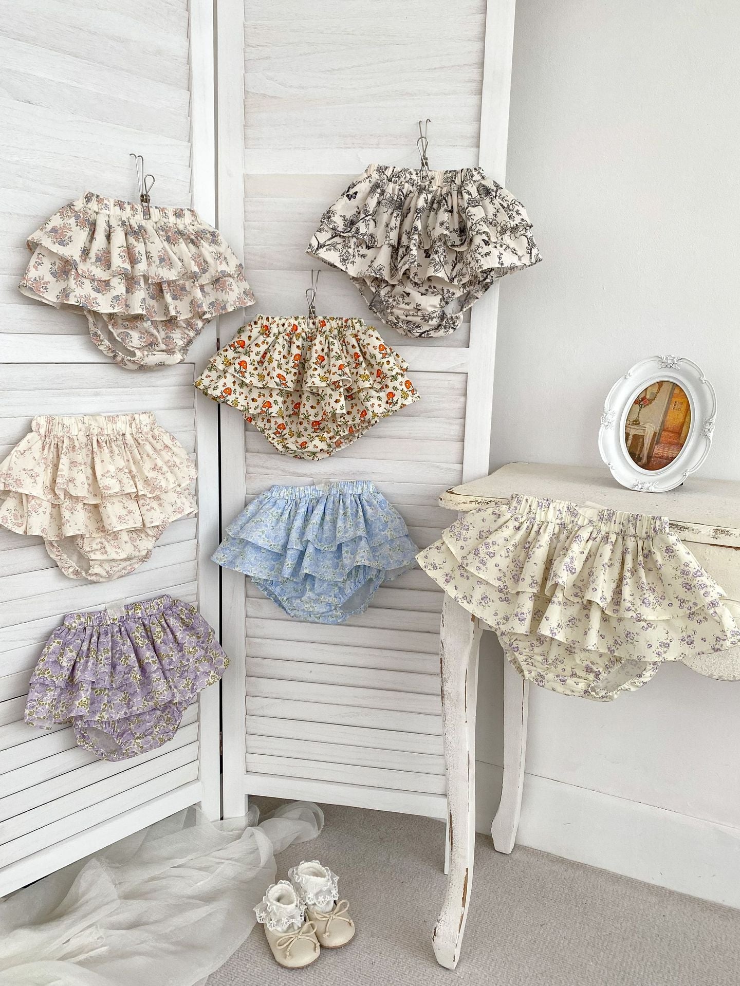 New Arrival Cute Baby Girls Floral Ruffle Shorts Bloomers-0