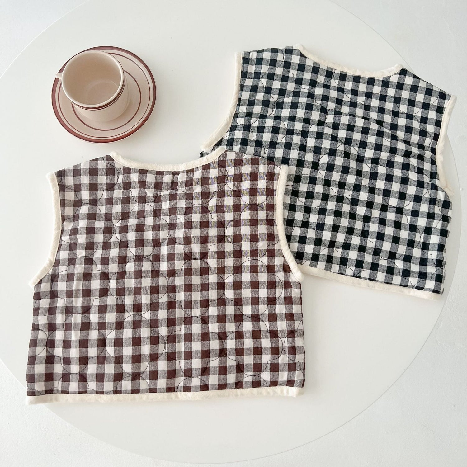 Baby Colorblock Plaid Pattern Sleeveless Thickened Quilted Vest Coat Outfit-1