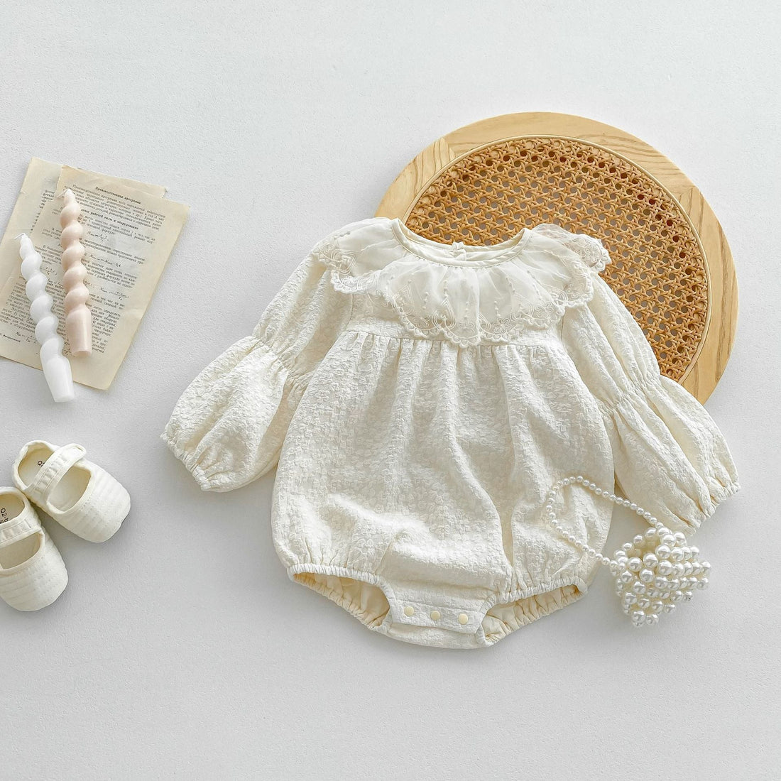 New Arrival Baby Solid Color Onesie For Girls With Lace Collar-0