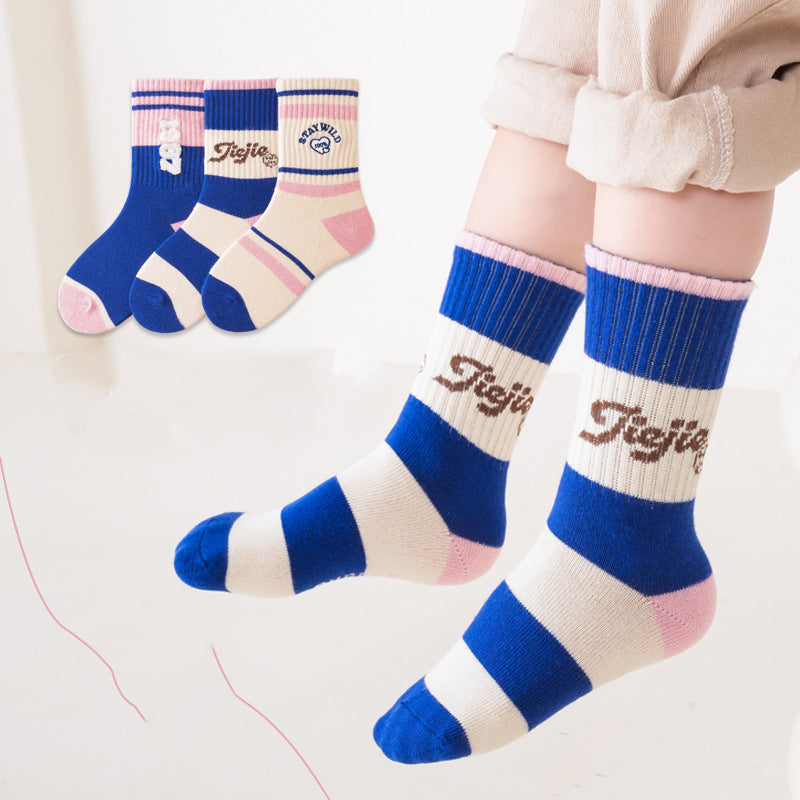 Kids Unisex Embroidery Pattern Comfortable Crew Socks Set-1