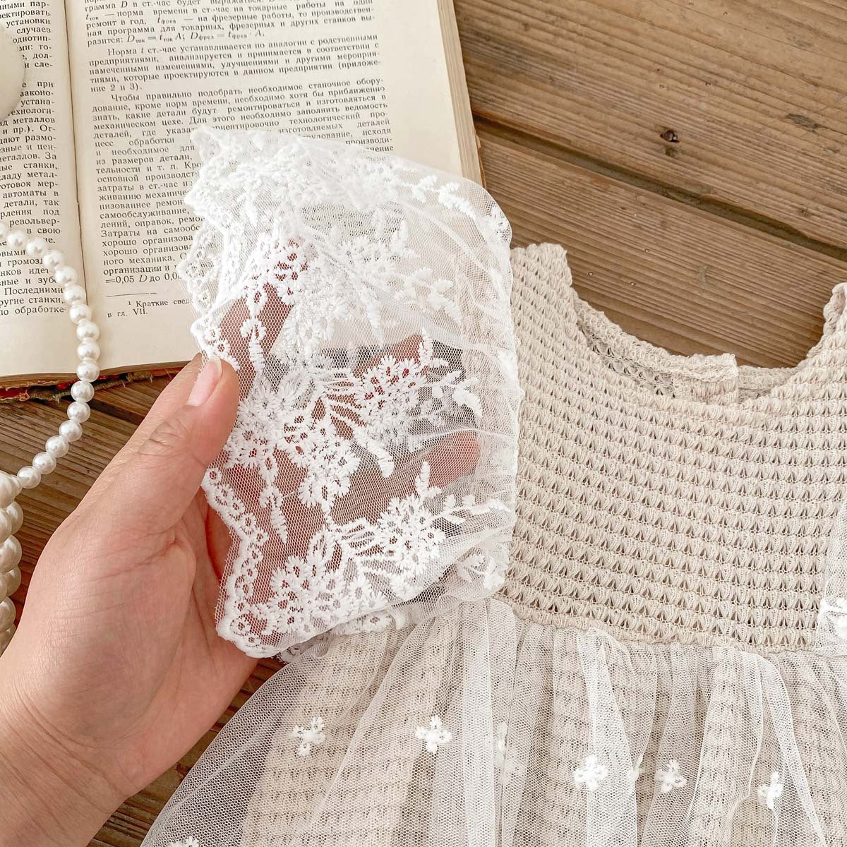 Summer Baby Waffle Pattern Lace Mesh Princess Onesie Dress For Girls-1