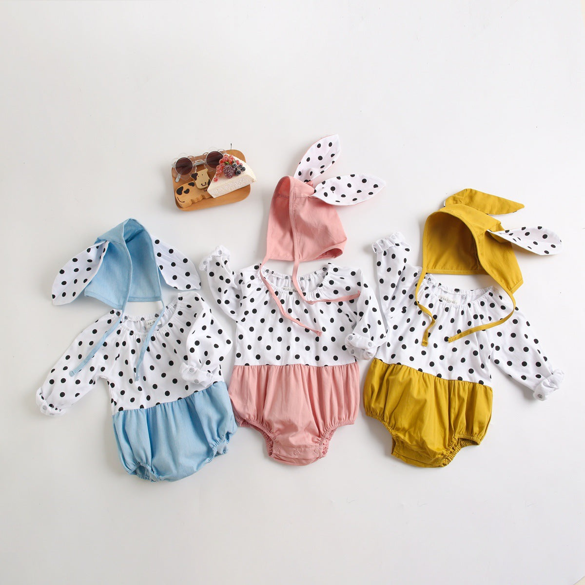 Baby Girl Polka Dot Graphic Long Sleeved Cute Bodysuit &amp; Hats-0