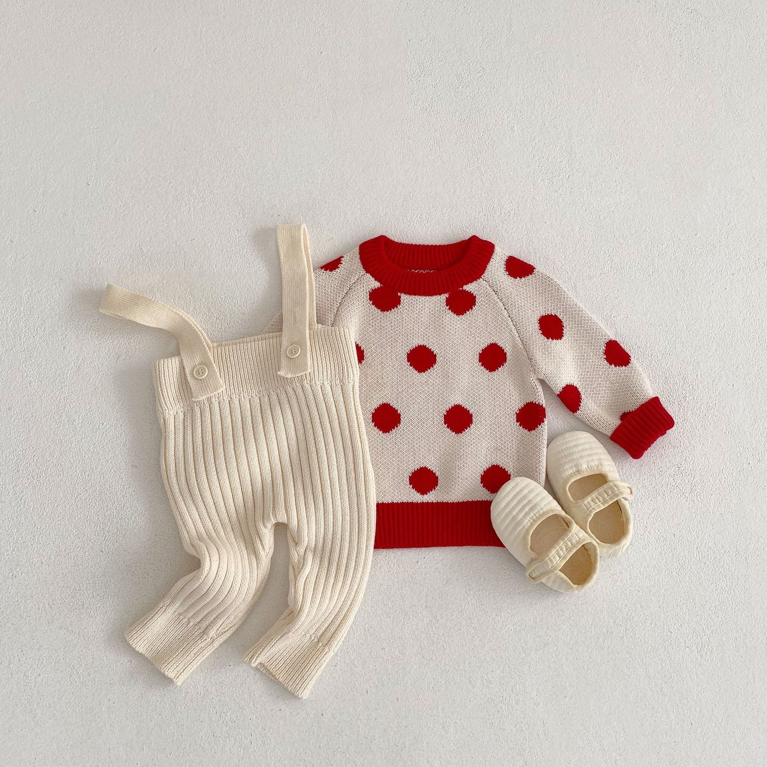 Baby Solid Color Jumpsuit With Dot Graphic Crewneck Sweater-2