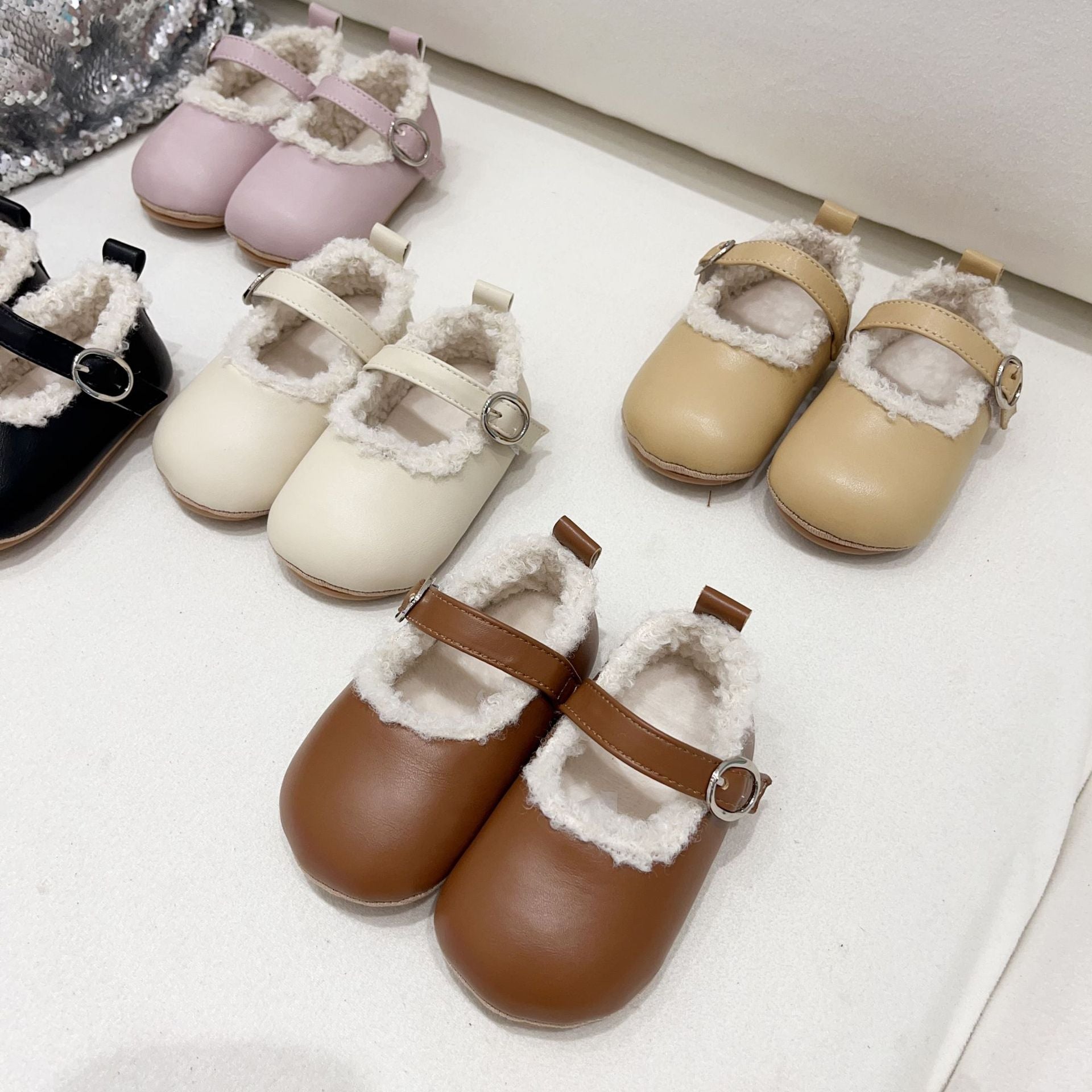 Ins Infant Baby Girl Solid Color Plush Warm Anti-Slip Shoes In Winter-1