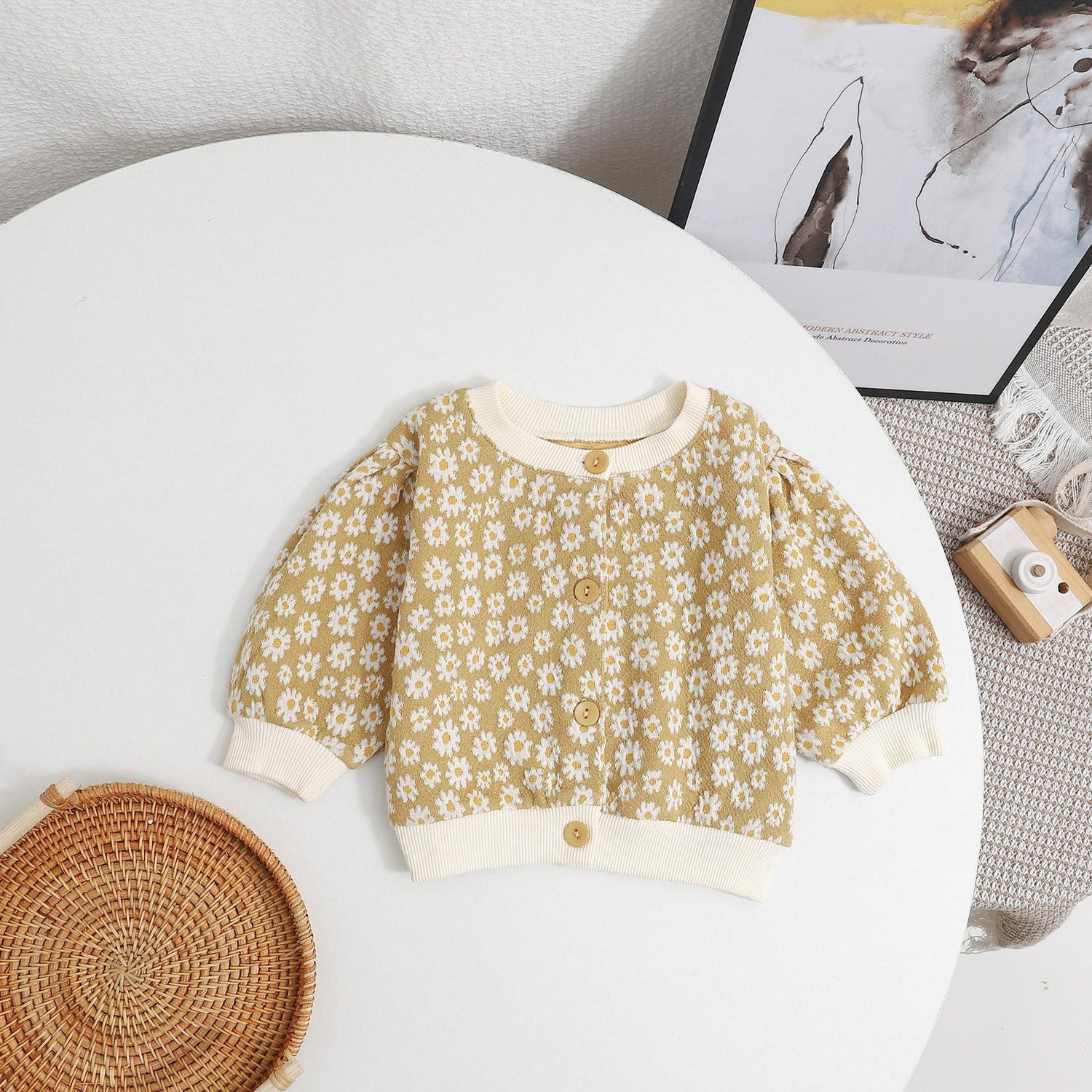 Baby Girl Daisy Pattern Single Breasted Design Puff Sleeve Sweet Cardigan-2