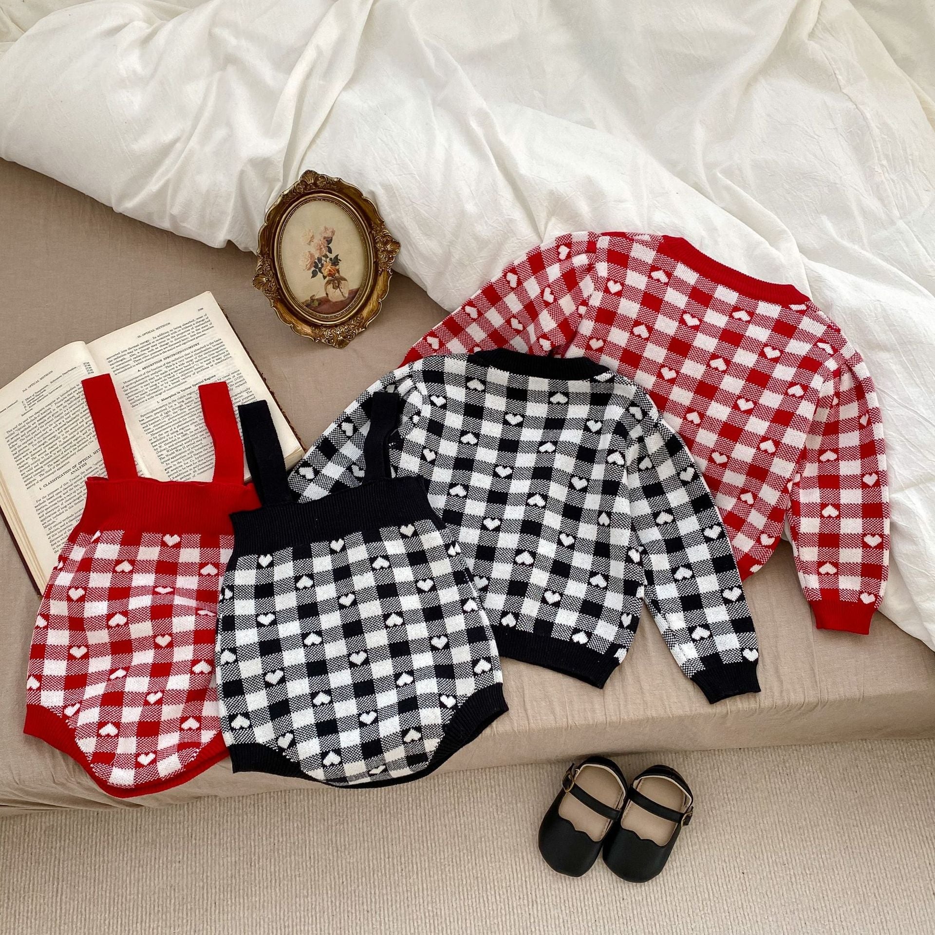 Autumn Heart Pattern Knitted Onesies &amp; Cardigan Sets-1