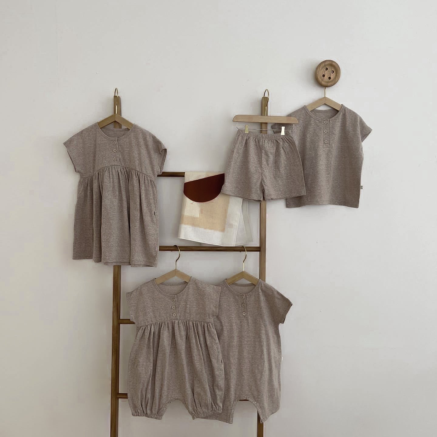 Baby Solid Color Casual Short Sleeve Rompers-3