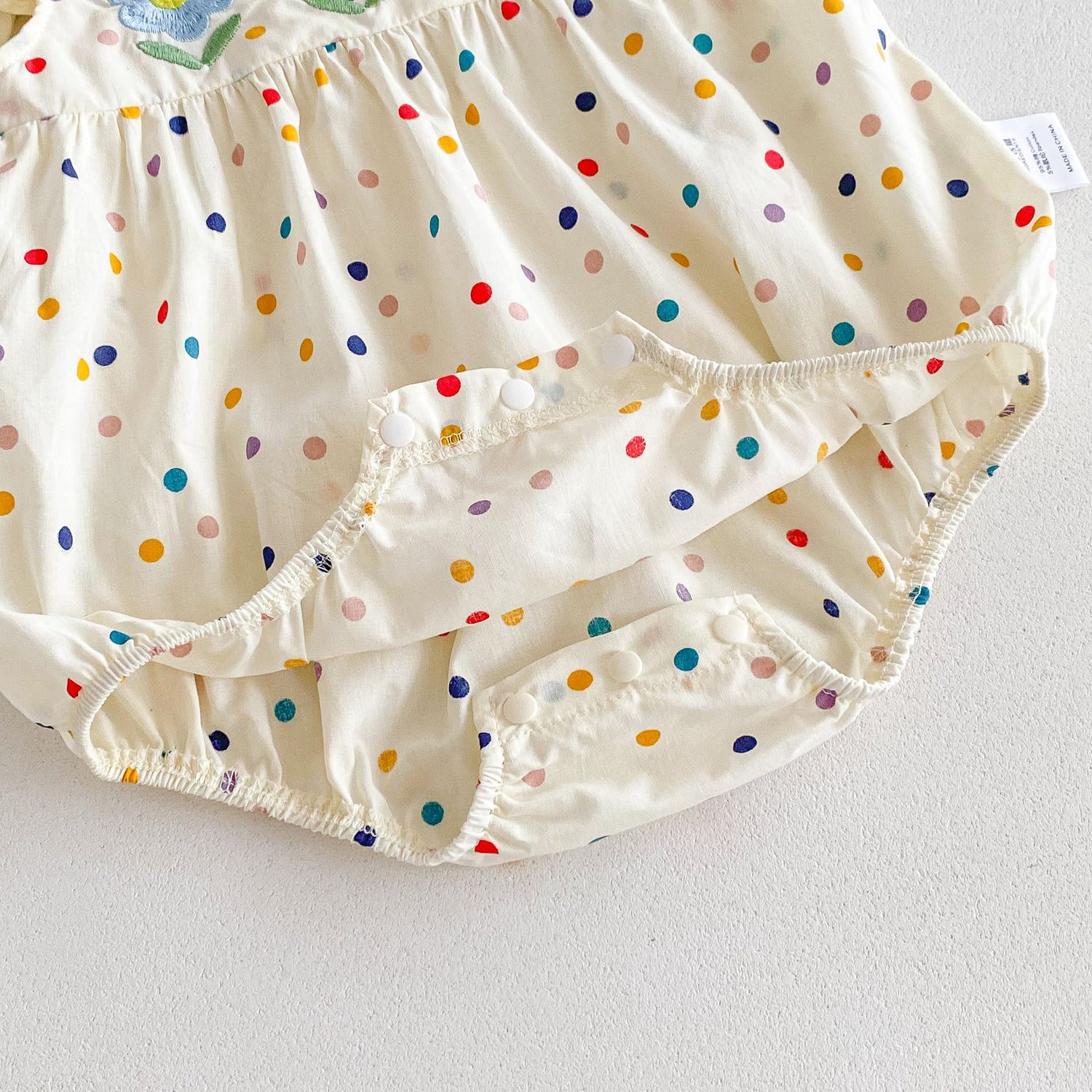 Summer New Arrival Baby Girls Fly Sleeves Colorful Dots Pattern Floral Embroidery Onesies-2