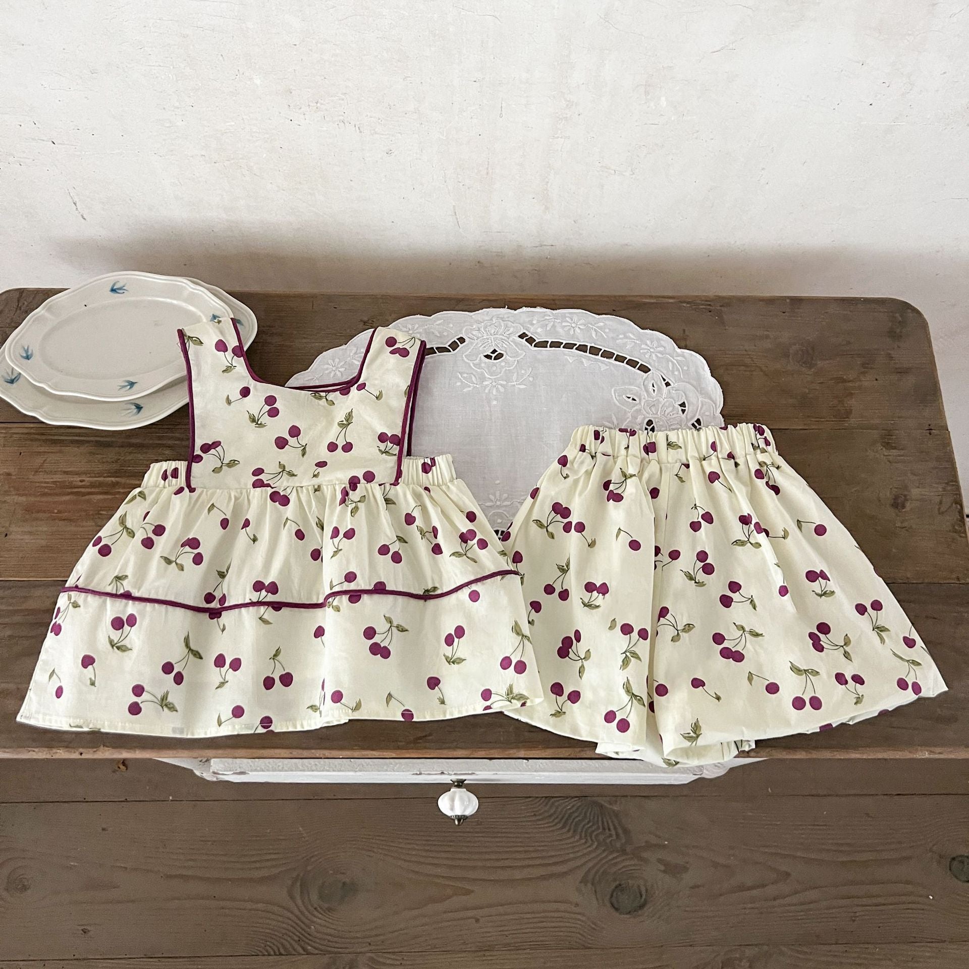 Summer Hot Selling Baby Girls Sleeveless Sweet Cherry Print Dress And Bloomers Clothing Set-3