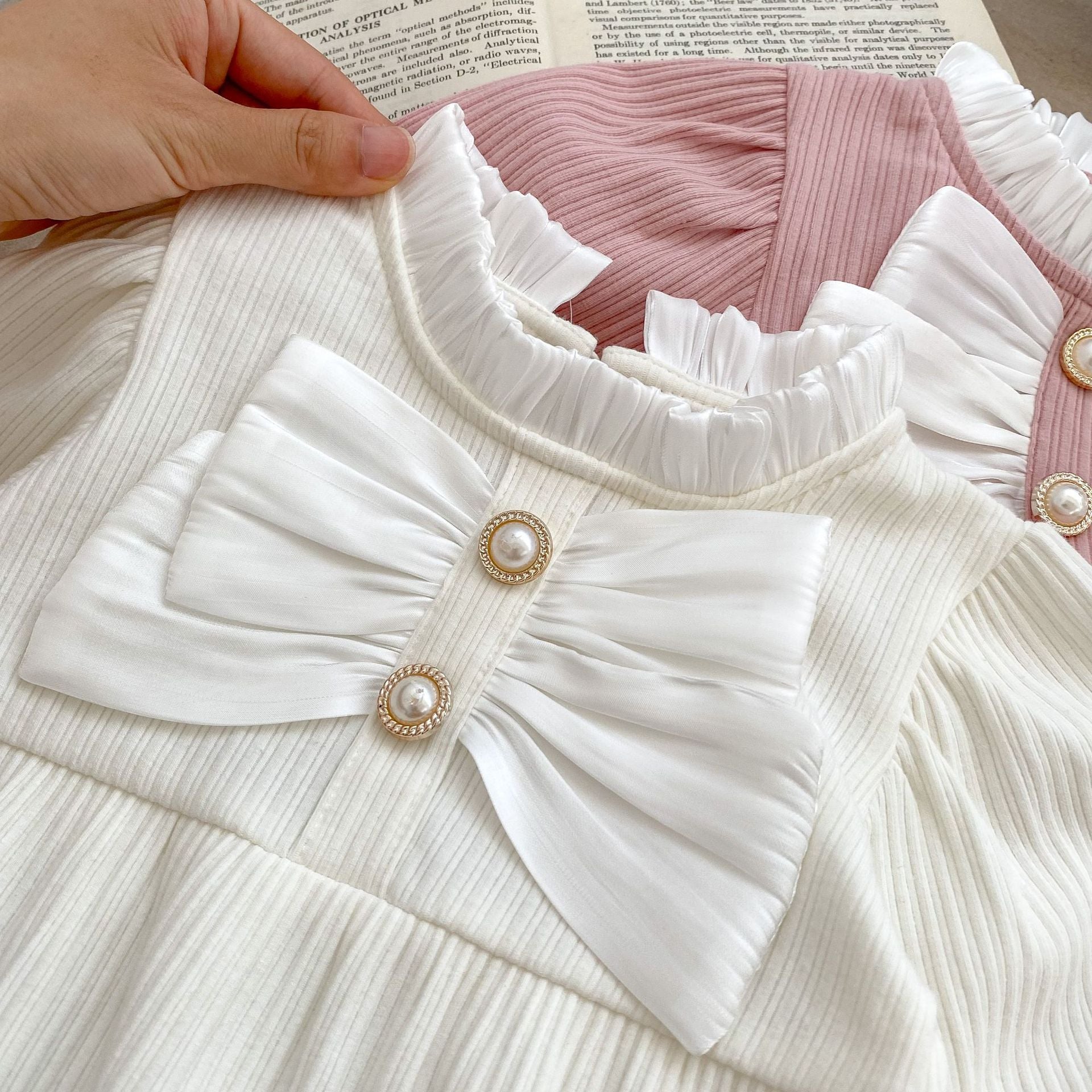 Solid Color Bow Tie Patched Design Onesies-3