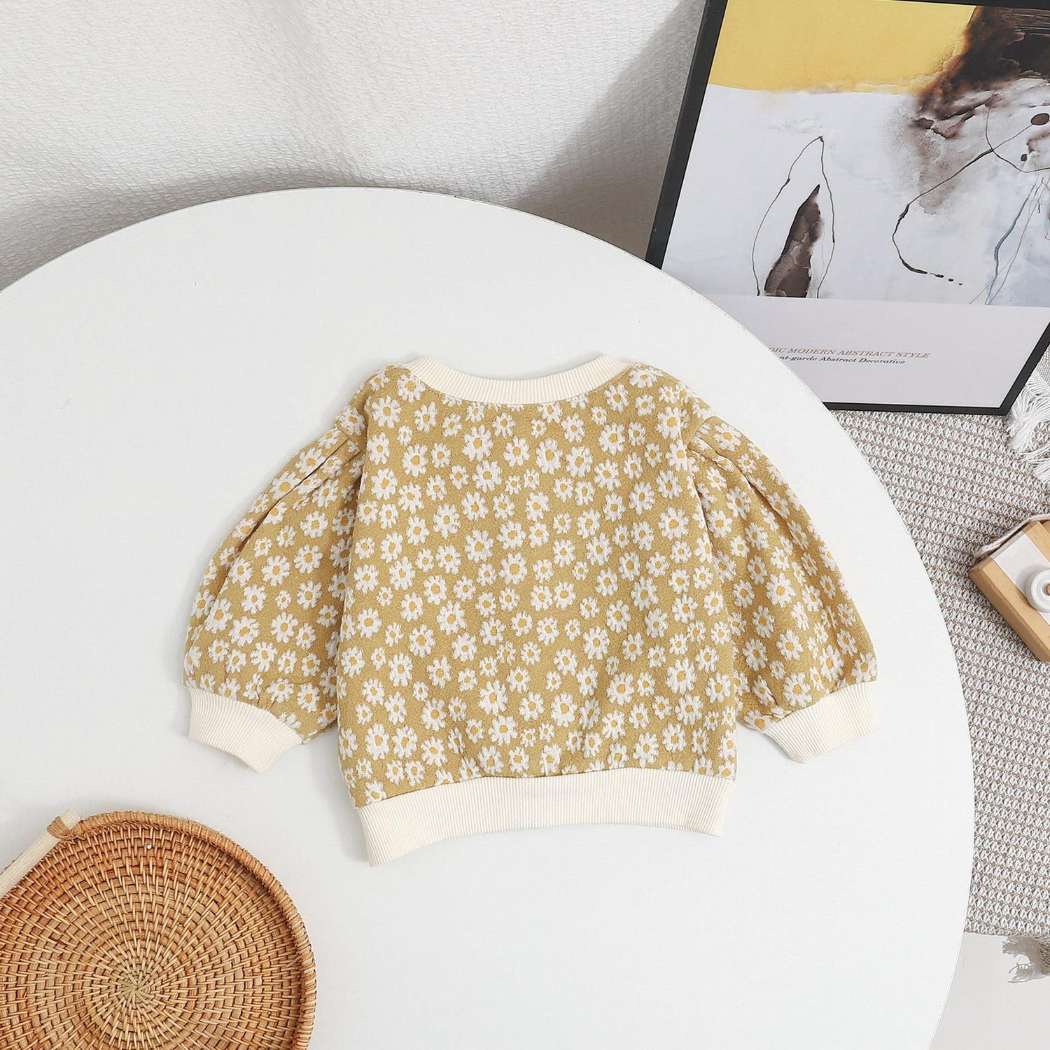 Baby Girl Daisy Pattern Single Breasted Design Puff Sleeve Sweet Cardigan-4