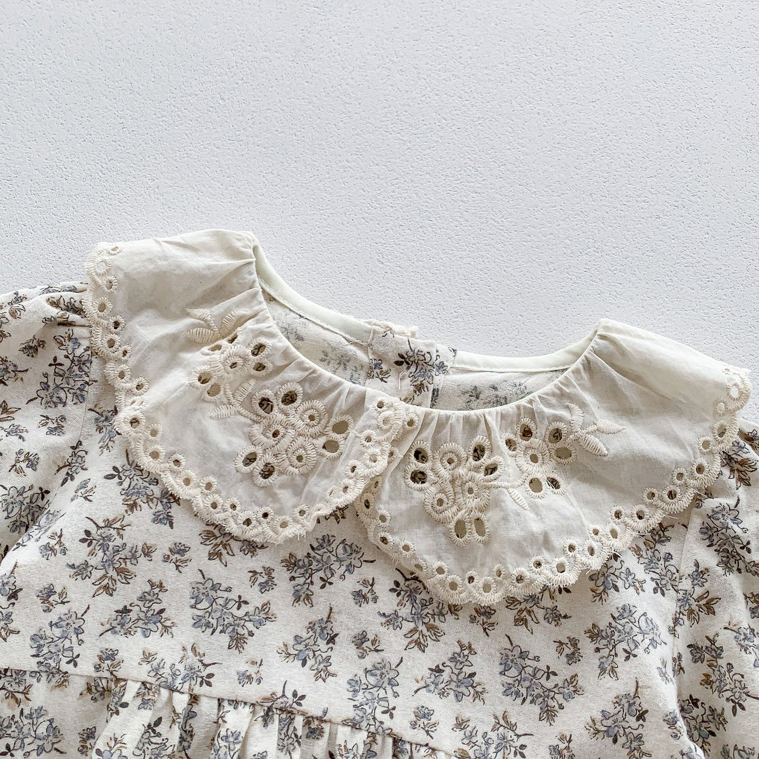 New Arrival Baby Floral Onesie For Girls With Hollow Out Collar-5