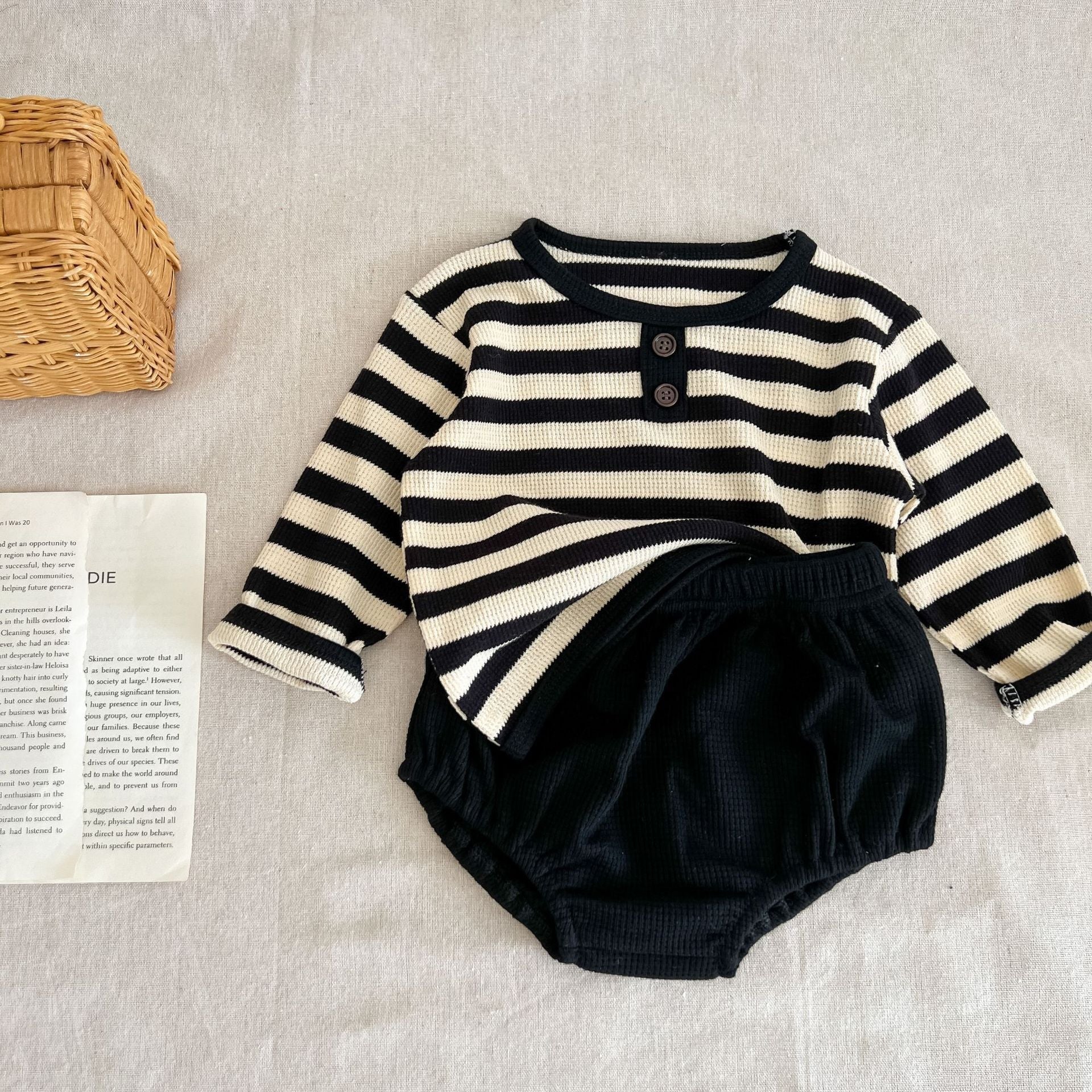 Baby Striped Pattern Long Sleeve Tops &amp; Triangle Shorts 1 Pieces Sets-5