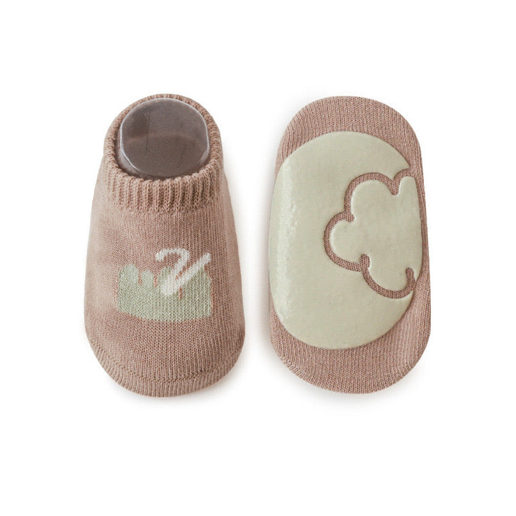 Kids Girl Embroidered Pattern Non-Slip Floor Soft Socks-5