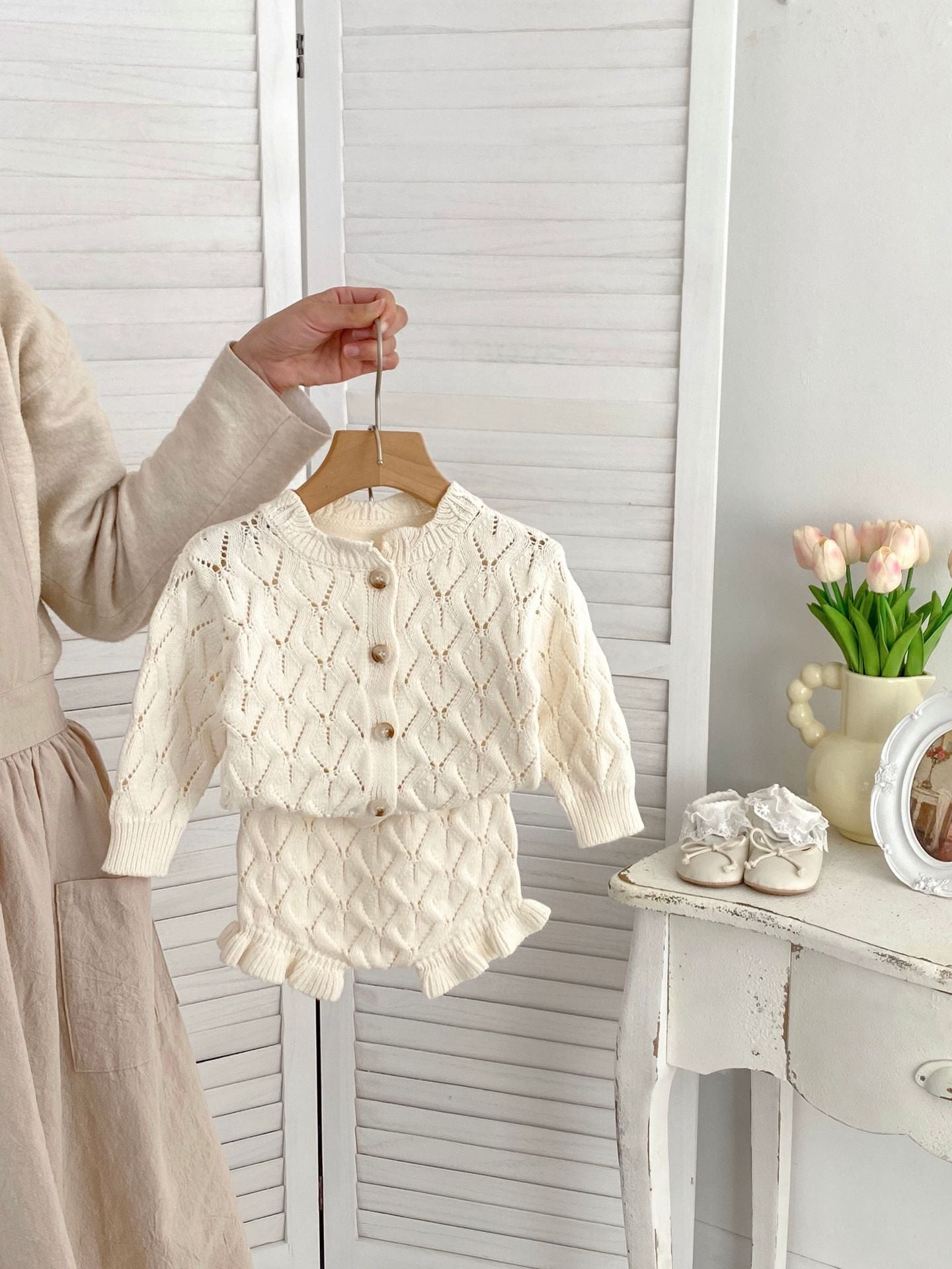 Spring Baby Kids Girls Hollow Out Knitting Pattern Cardigan Sweater And Bloomers Casual Clothing Set-0